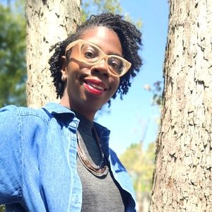 Meet your Posher, Mia